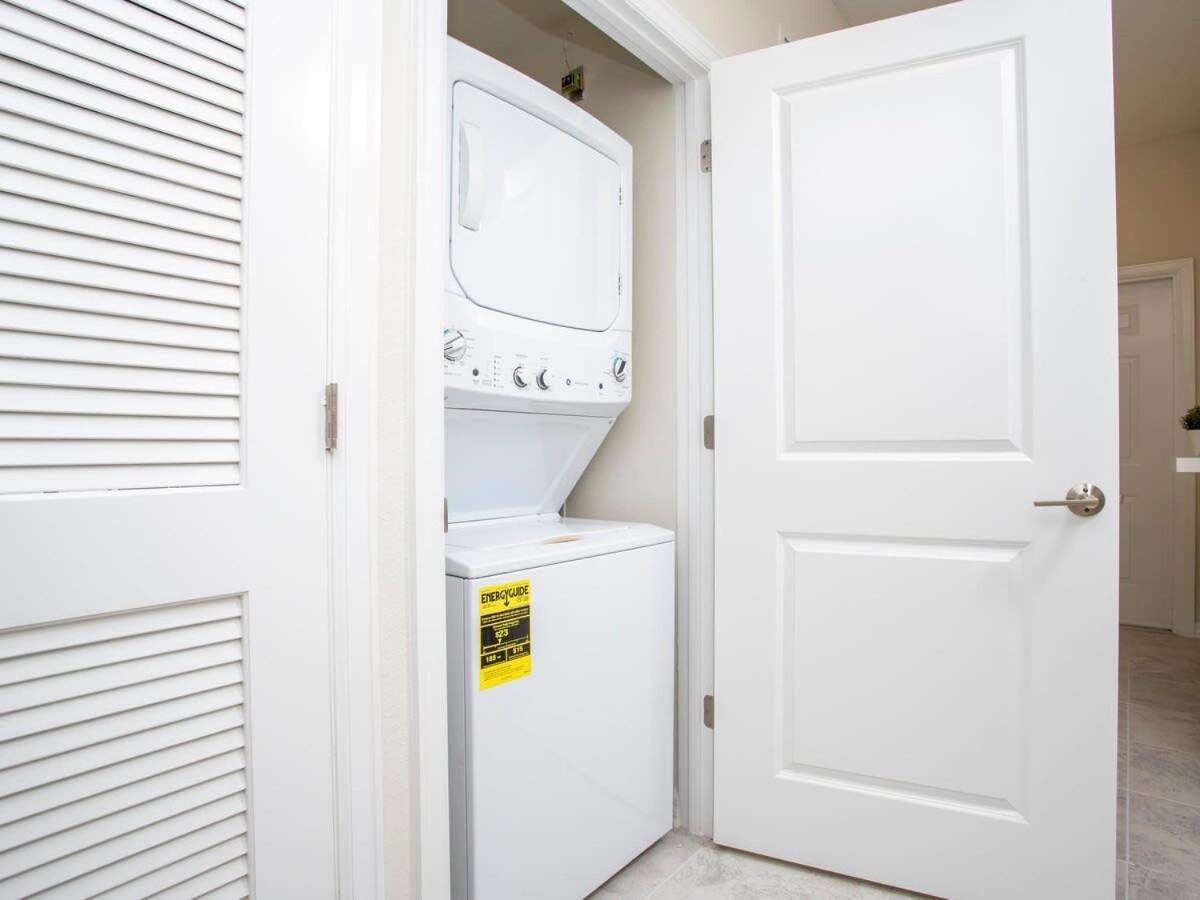 Marvelous 2 Bd Apt Close To Disney At Storey Lake 106 Kissimmee Bagian luar foto